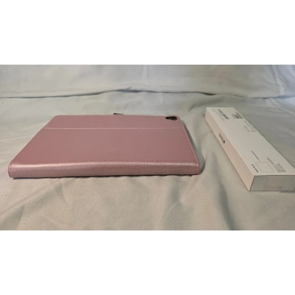 Apple iPad (5th Gen) 32GB 9.6